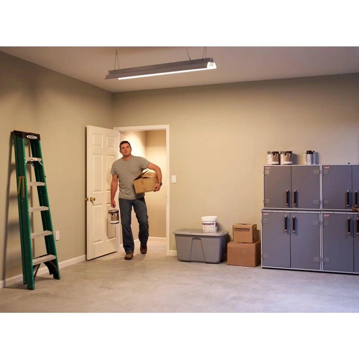 Product Display Visual of the SKU: MS-OPS5M-WH for Marketing of theLutron Maestro Motion Sensor Switch - 5A Residential | MS-OPS5M