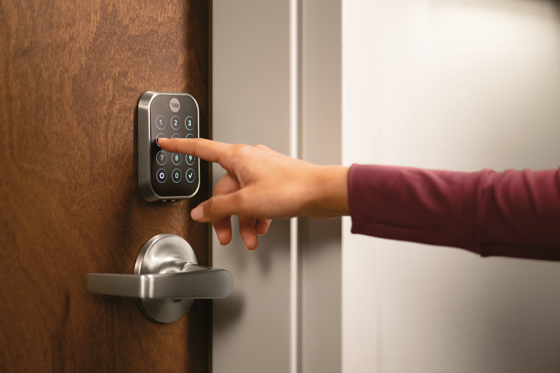 Yale Pro 2 Interconnected Lock - Touchscreen - Key-Free - Wi-Fi | YMC654-WF1